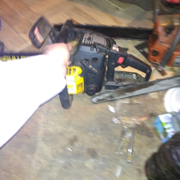 Mccullic - Picture 1 of 2